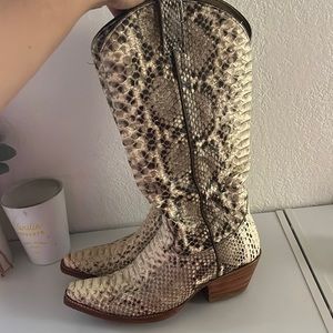 100% authentic python boots, good condition, 12 inch flexible boot shaft